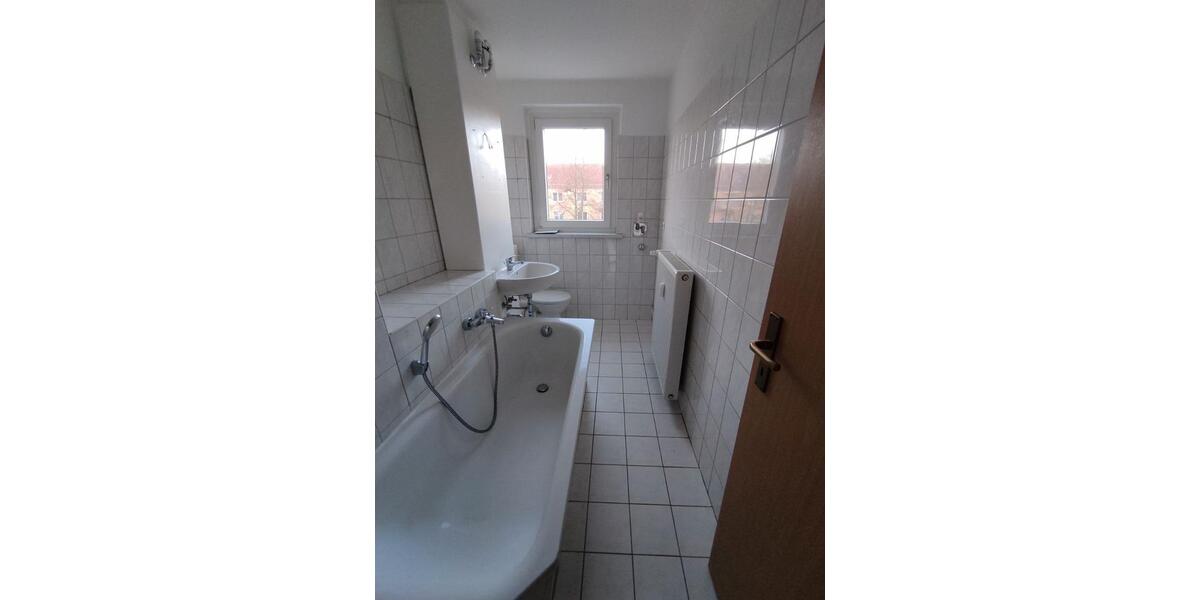 Etagenwohnung Stendal - 4 Zimmer, 71 m&sup2;, 483&euro; | Angebot:25974530