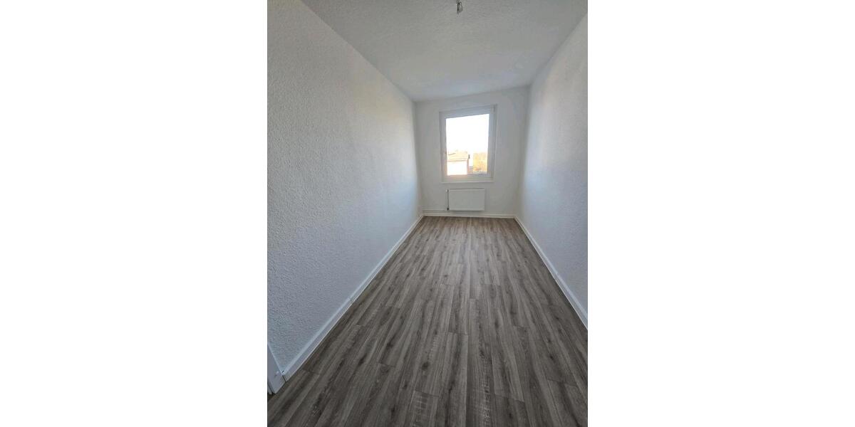 Etagenwohnung Bergen auf Rügen - 2 Zimmer, 43 m&sup2;, 345&euro; | Angebot:25923958