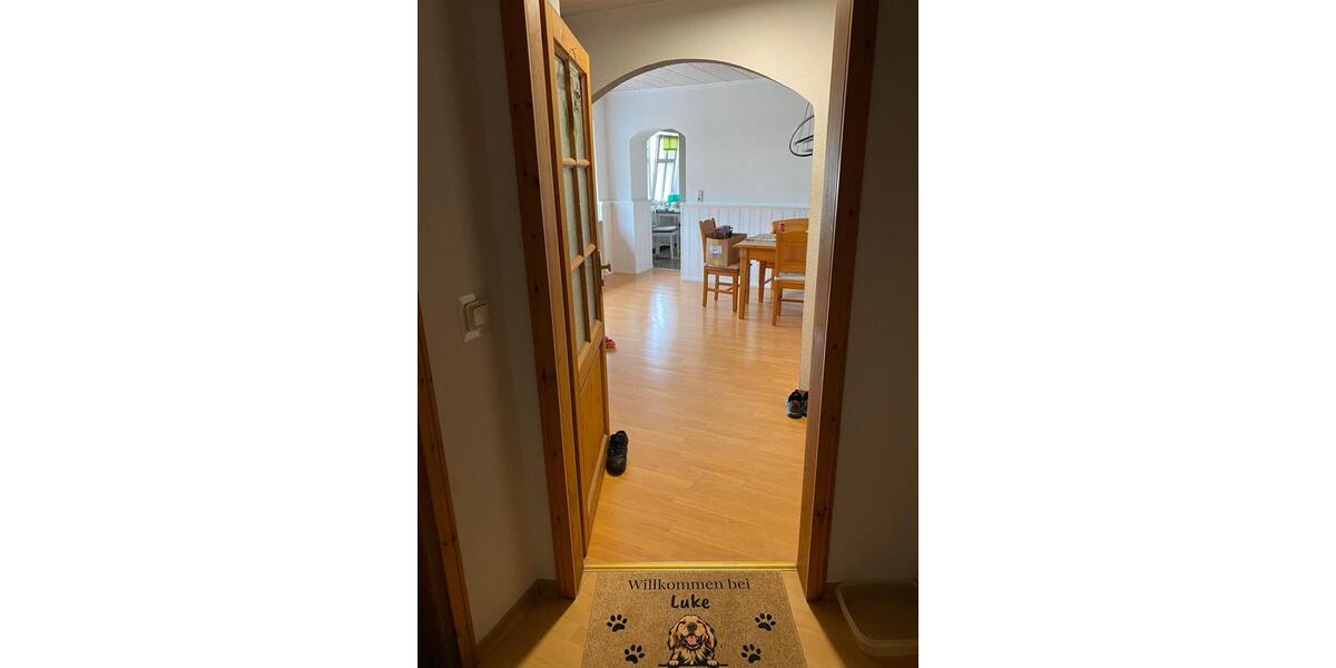 Etagenwohnung Tholey - 4 Zimmer, 150 m&sup2;, 900&euro; | Angebot:24859394
