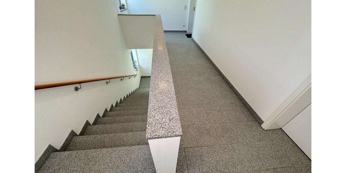 Etagenwohnung Bad Kötzting - 3 Zimmer, 100 m&sup2;, 900&euro; | Angebot:26311578