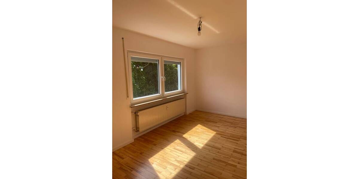 Etagenwohnung Erlangen / Eltersdorf Eltersdorf - 3 Zimmer, 73 m&sup2;, 1.075&euro; | Angebot:26161385