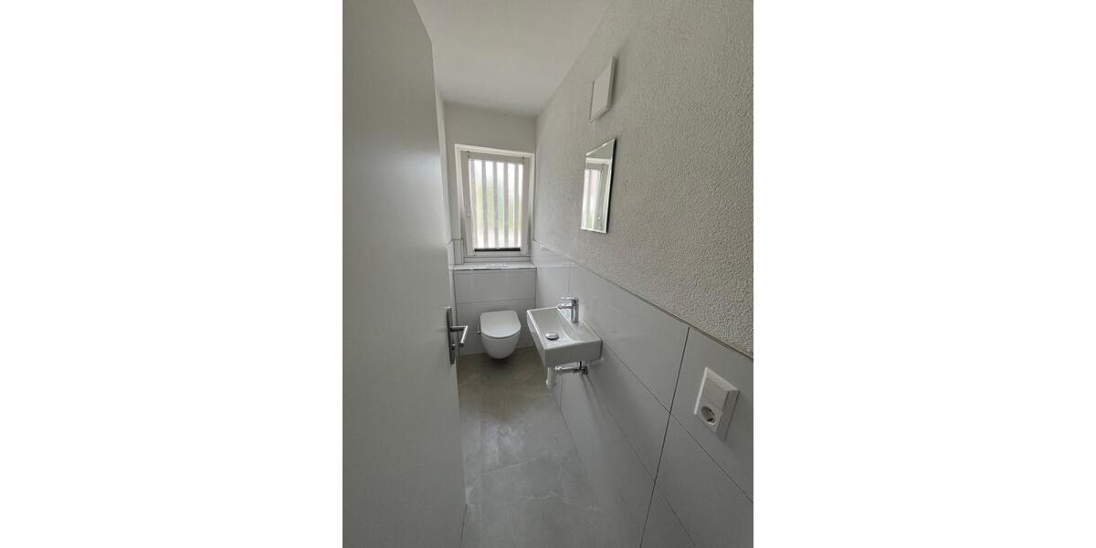Etagenwohnung Baltmannsweiler - 4 Zimmer, 87 m&sup2;, 1.200&euro; | Angebot:26634518