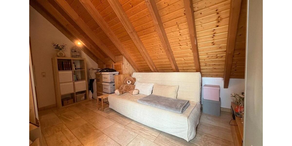 Dachgeschoßwohnung Oppenheim - 4 Zimmer, 108 m&sup2;, 1.190&euro; | Angebot:26621565