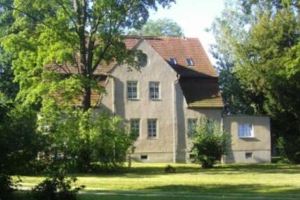 4RWg 86 qm 670 warm am hübschen Schloss Lieskau bei Spremberg 4 zimmer