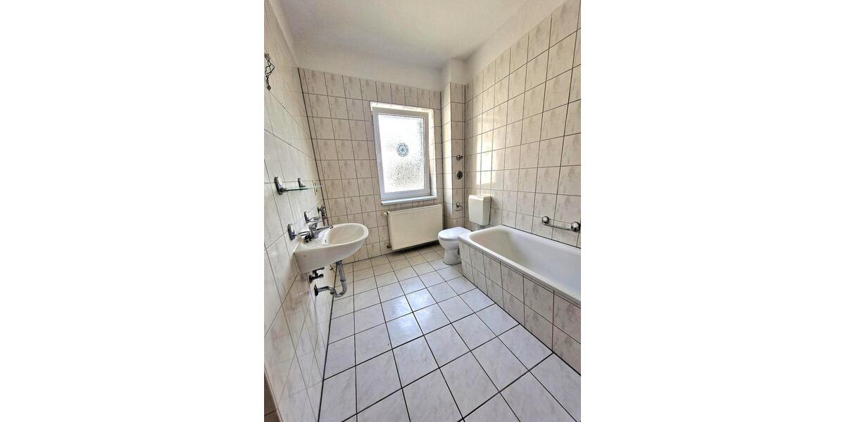 Etagenwohnung Aschersleben - 2 Zimmer, 58 m&sup2;, 350&euro; | Angebot:24847533