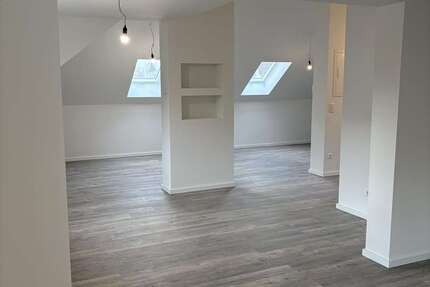 Wohnung Berlin Reinickendorf - 2 Zimmer, 70 m&sup2;, 1.090&euro; | Angebot:27031250
