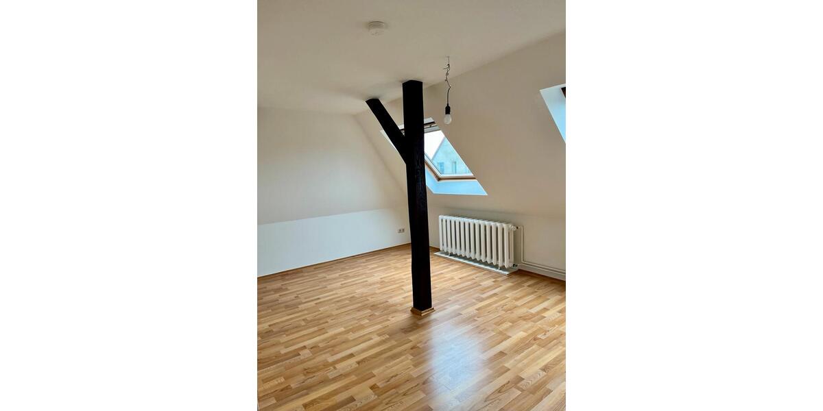 Dachgeschoßwohnung Dessau-Roßlau Dessau - 2 Zimmer, 59 m&sup2;, 400&euro; | Angebot:25791151
