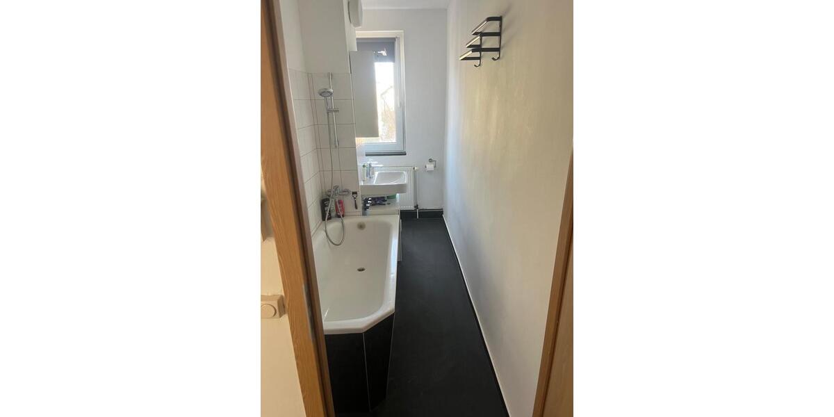 Etagenwohnung Waren (Müritz) - 2 Zimmer, 50 m&sup2;, 410&euro; | Angebot:25938788