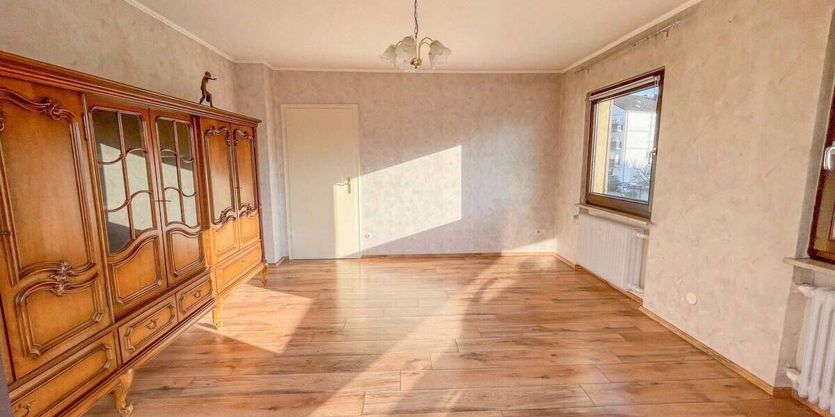 Einfamilienhaus Neuwied - 6 Zimmer, 129 m&sup2;, 1.300&euro; | Angebot:25984579