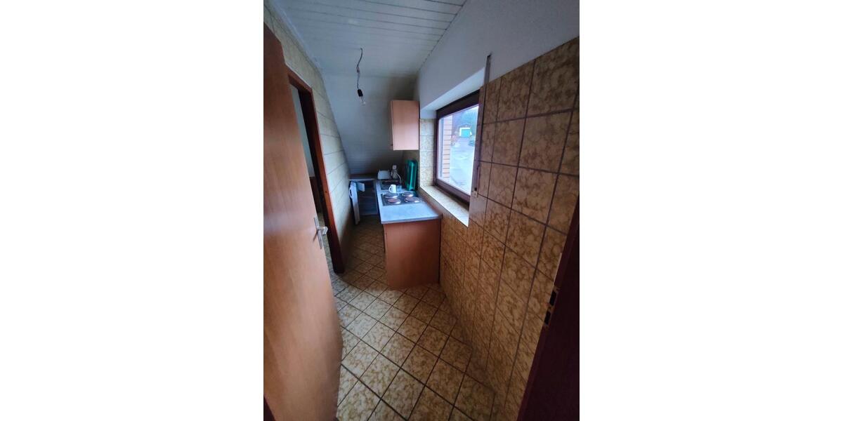 Dachgeschoßwohnung Hilders - 1 Zimmer, 35 m&sup2;, 330&euro; | Angebot:26577813