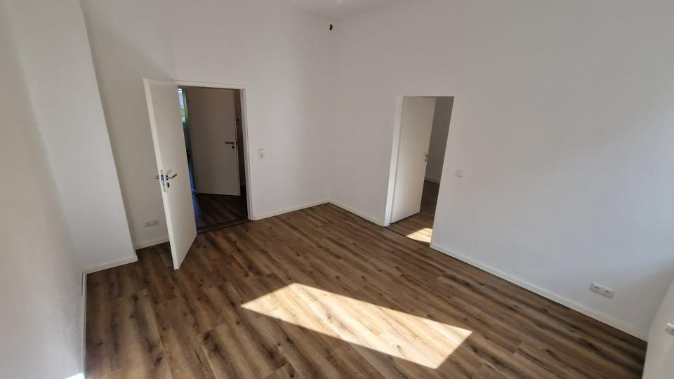 Erdgeschoßwohnung Hof Altstadt - 3 Zimmer, 69 m&sup2;, 800&euro; | Angebot:24713563
