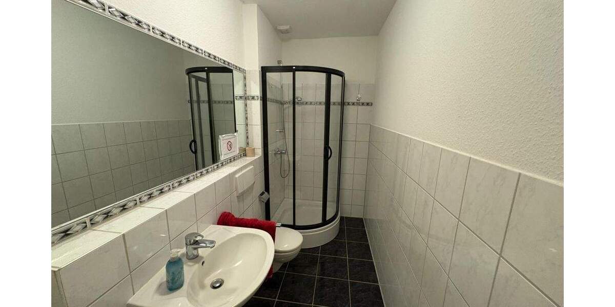 Gewerbeobjekt Lüneburg Neu Hagen - 8 Zimmer, 220 m&sup2;, 2.640&euro; | Angebot:25701369