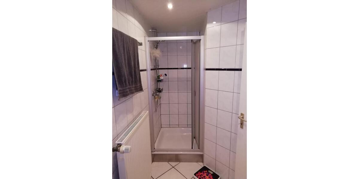 Etagenwohnung Brakel - 1.5 Zimmer, 45 m&sup2;, 275&euro; | Angebot:25378697
