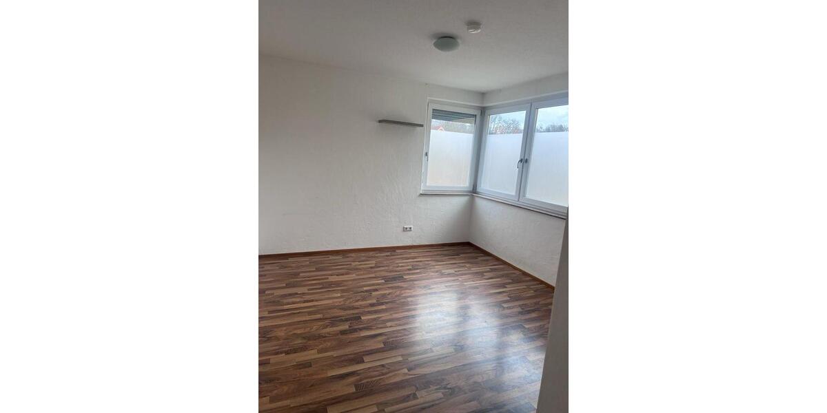 Etagenwohnung Buggingen - 3 Zimmer, 72 m&sup2;, 980&euro; | Angebot:26620997