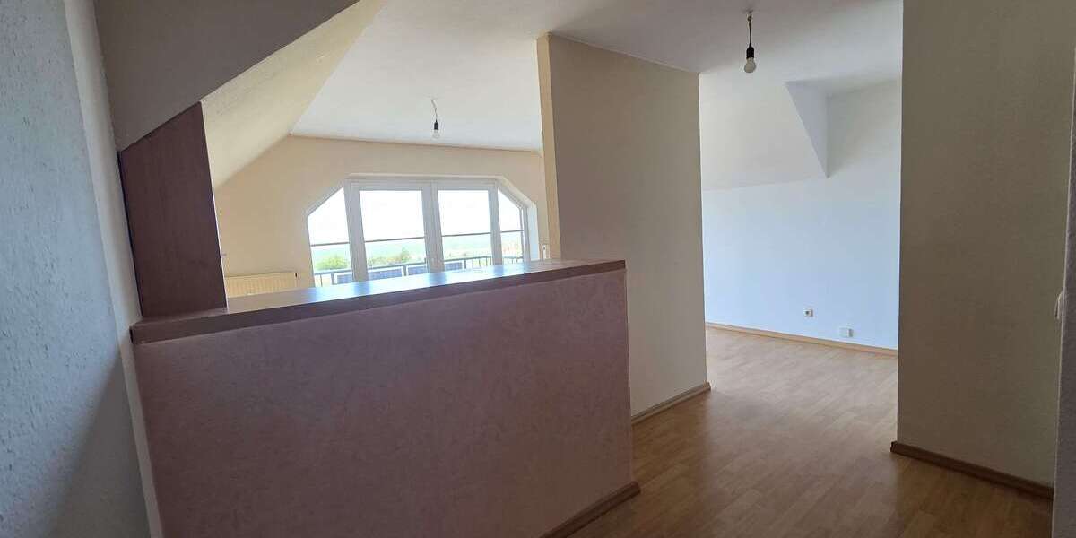 Etagenwohnung Hermsdorf Hermsdorf - 2 Zimmer, 45 m&sup2;, 350&euro; | Angebot:26095072