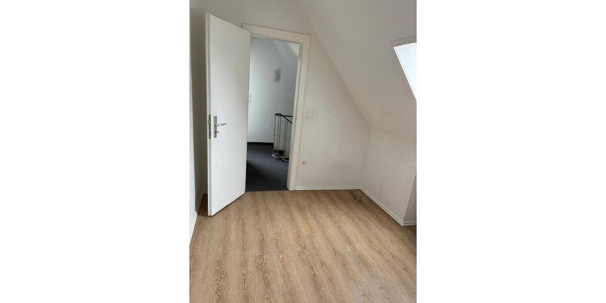 Maisonettenwohnung Gütersloh Avenwedde - 4 Zimmer, 80 m&sup2;, 795&euro; | Angebot:26050248