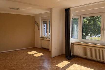 Wohnung Duisburg - 2 Zimmer, 90 m&sup2;, 775&euro; | Angebot:27248977