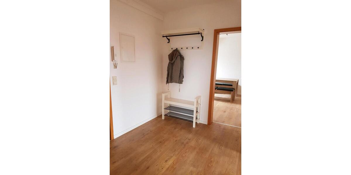 Wohnen auf Zeit Merseburg - 2 Zimmer, 70 m&sup2;, 30&euro; | Angebot:25599700