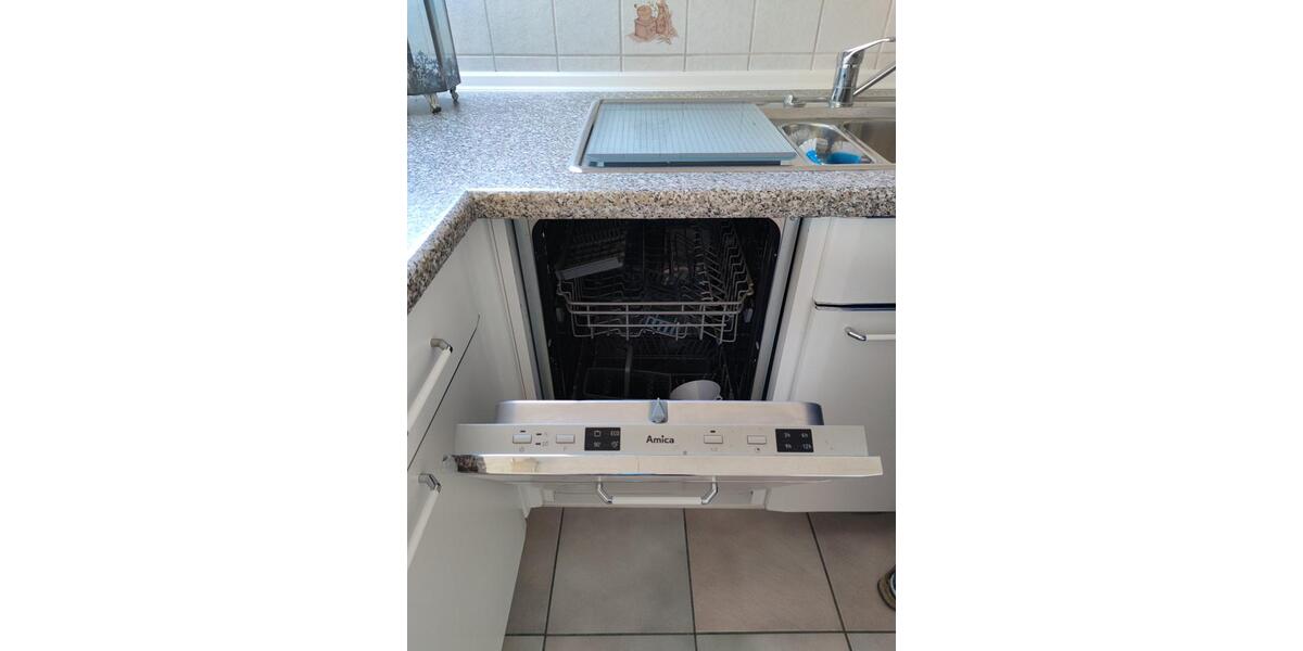 Dachgeschoßwohnung Butzbach - 5 Zimmer, 67 m&sup2;, 640&euro; | Angebot:25129107