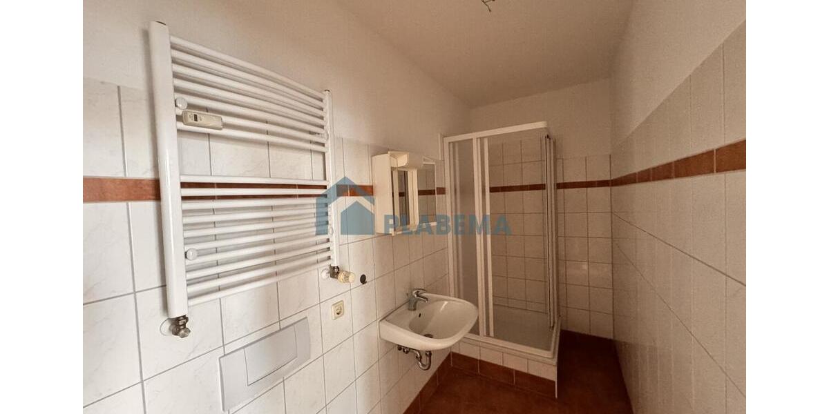 Erdgeschoßwohnung Neustrelitz - 2 Zimmer, 38 m&sup2;, 582&euro; | Angebot:26490419