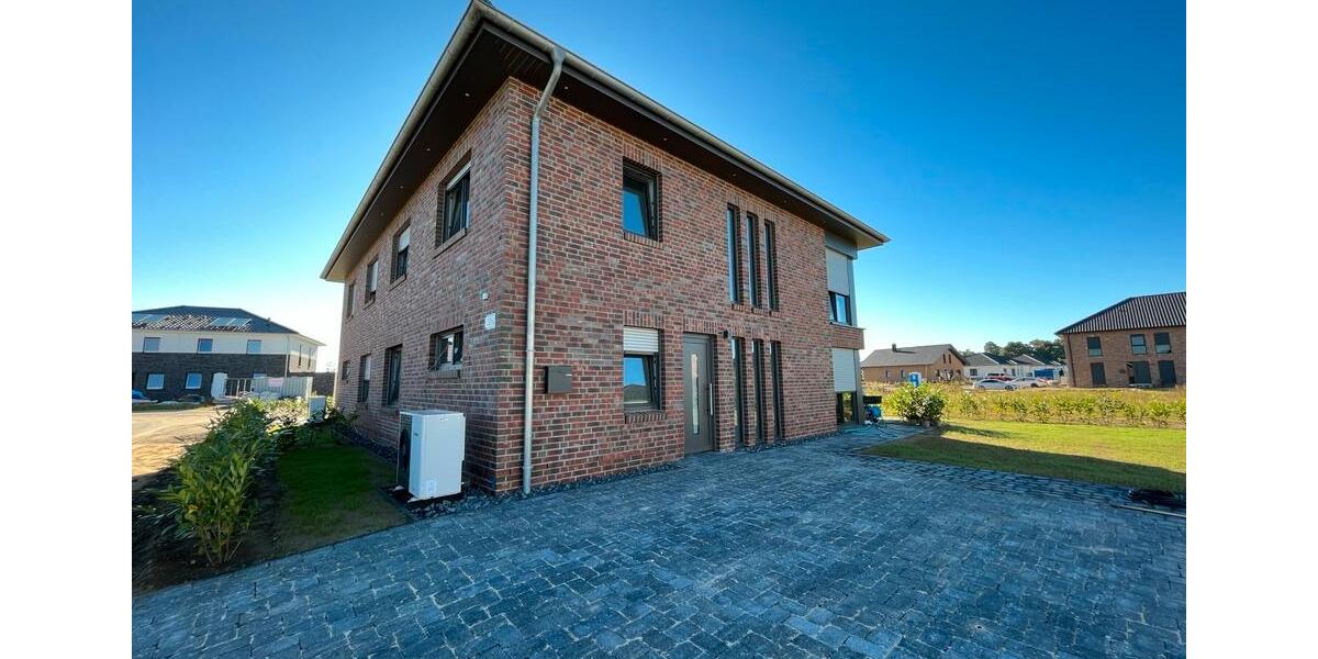 Doppelhaushälfte Fintel - 4 Zimmer, 147 m&sup2;, 1.650&euro; | Angebot:26582080