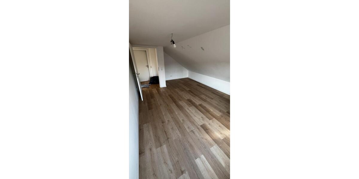 Wohnen auf Zeit Plattling - 3 Zimmer, 120 m&sup2;, 500&euro; | Angebot:25853738