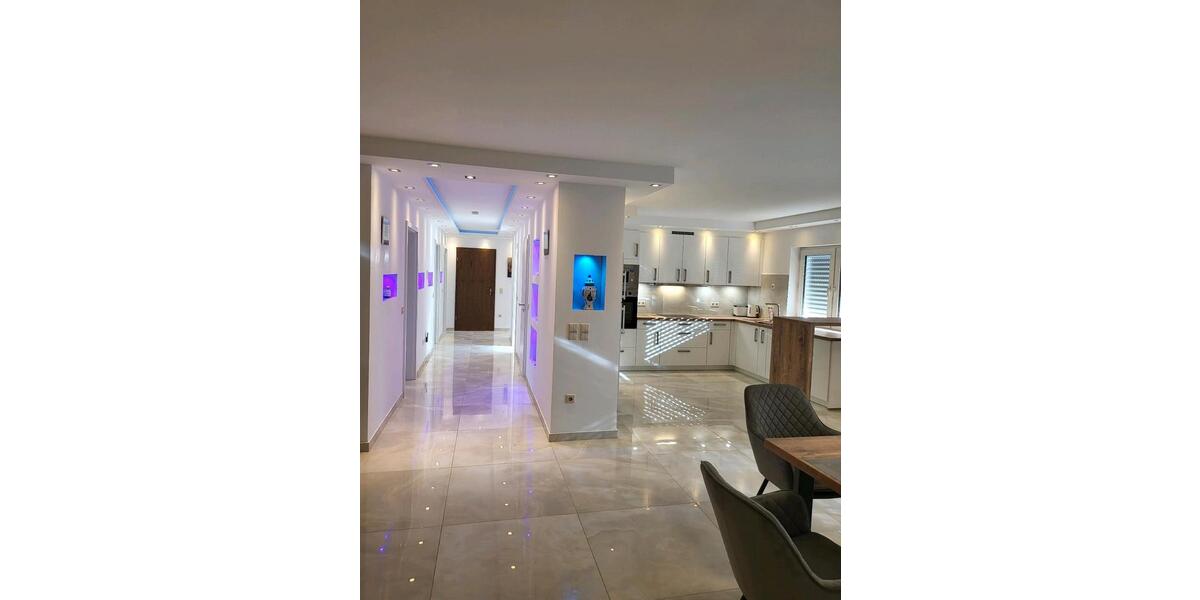 Wohnen auf Zeit Hammersbach - 4 Zimmer, 126 m&sup2;, 30&euro; | Angebot:24772880