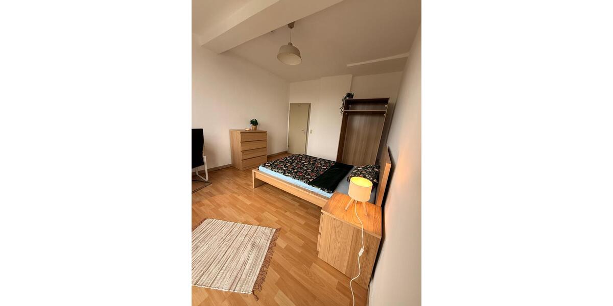 Wohnen auf Zeit Düsseldorf Oberbilk - 3 Zimmer, 77 m&sup2;, 685&euro; | Angebot:26517769