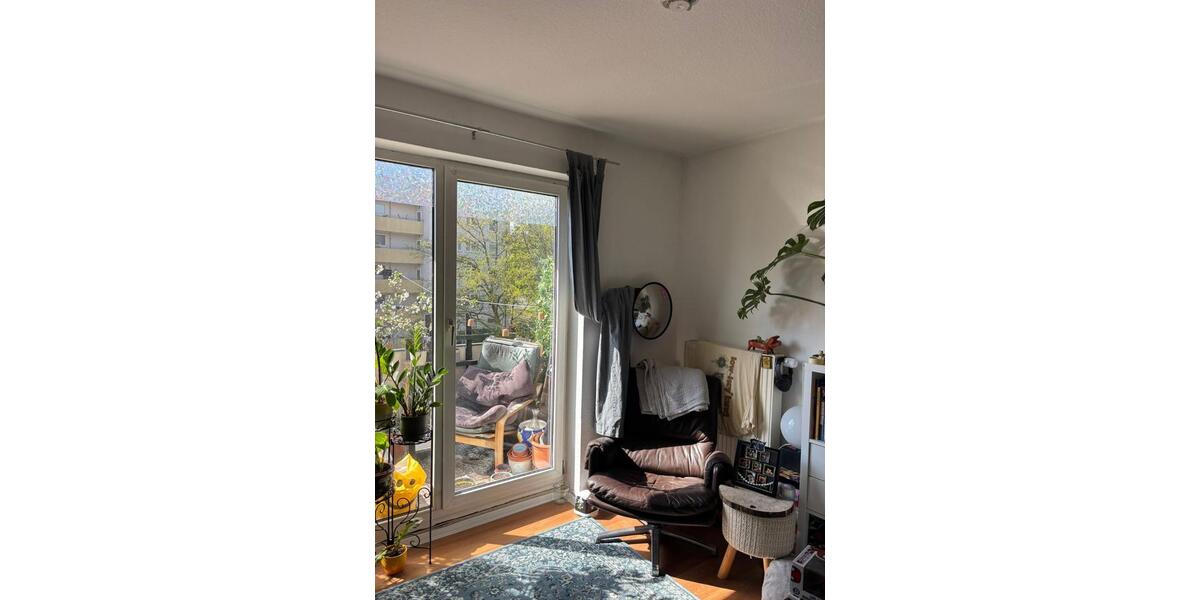 Etagenwohnung Kassel - 1 Zimmer, 27 m&sup2;, 335&euro; | Angebot:26260762