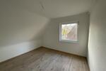 Dachgeschoßwohnung Wilhelmshaven - 3 Zimmer, 55 m&sup2;, 399&euro; | Angebot:26302236
