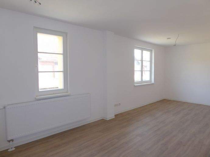 Schöne 4-Zimmer-Wohnung mit Gäste-WC und Balkon im DG in zentrumsnaher Wohnlage von Rudolstadt 4 zimmer