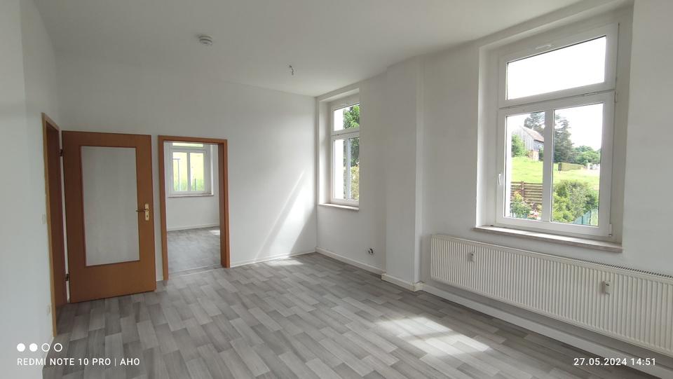 Erdgeschoßwohnung Penig - 2.5 Zimmer, 65 m&sup2;, 400&euro; | Angebot:21210311