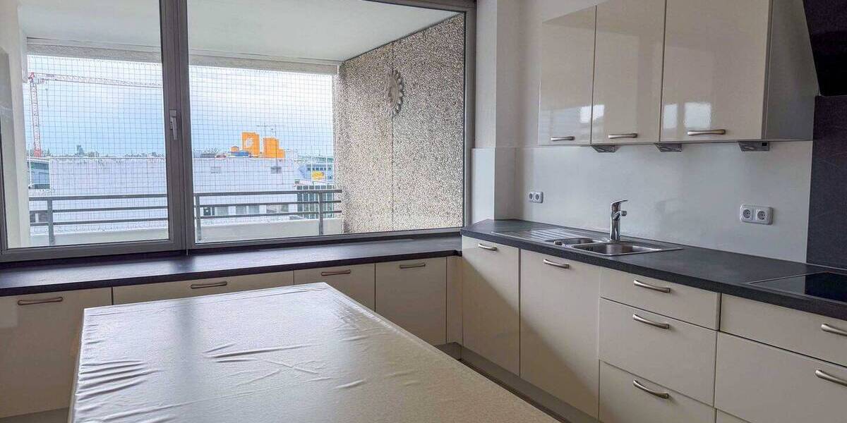 Etagenwohnung Neuss Hammfeld - 4 Zimmer, 116 m&sup2;, 1.500&euro; | Angebot:26155066