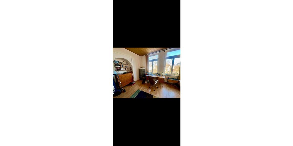 Etagenwohnung Hanau Lamboy - 4 Zimmer, 110 m&sup2;, 1.500&euro; | Angebot:26604152