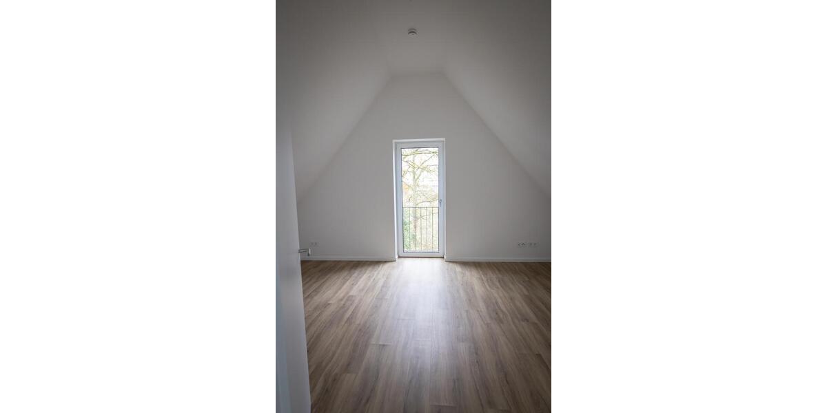 Reihenhaus Edewecht - 6 Zimmer, 122 m&sup2;, 1.680&euro; | Angebot:24992121