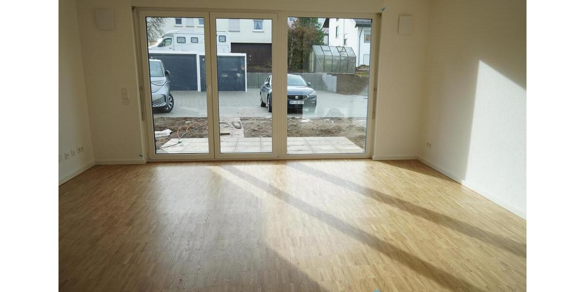 Reihenhaus Pforzheim Eutingen - 5 Zimmer, 132 m&sup2;, 1.499&euro; | Angebot:24747498