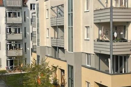 Wohnung Esslingen am Neckar - 3 Zimmer, 79 m&sup2;, 859&euro; | Angebot:25143654