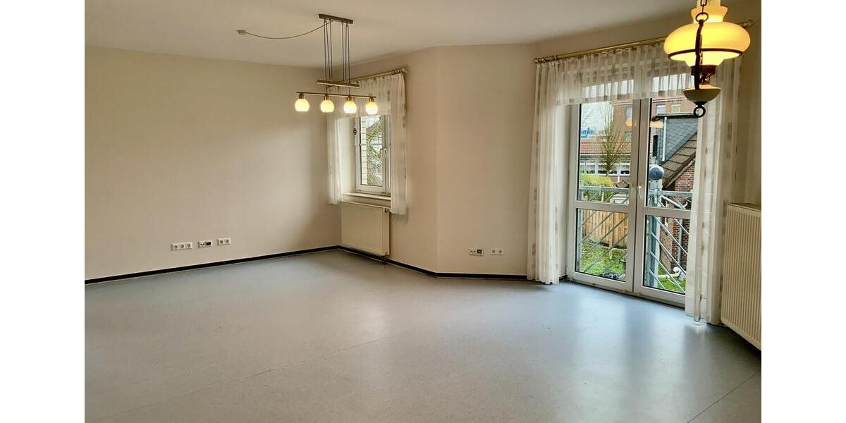 Etagenwohnung Sande - 2 Zimmer, 58 m&sup2;, 650&euro; | Angebot:24565122