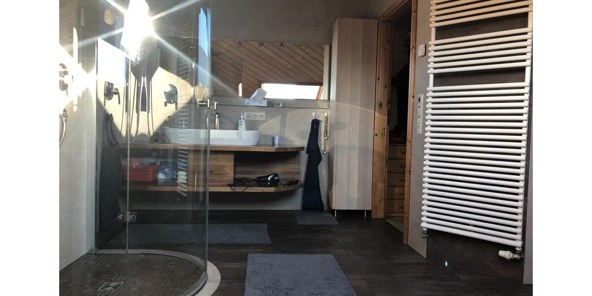 Dachgeschoßwohnung Sulz am Neckar - 3 Zimmer, 100 m&sup2;, 810&euro; | Angebot:26006355