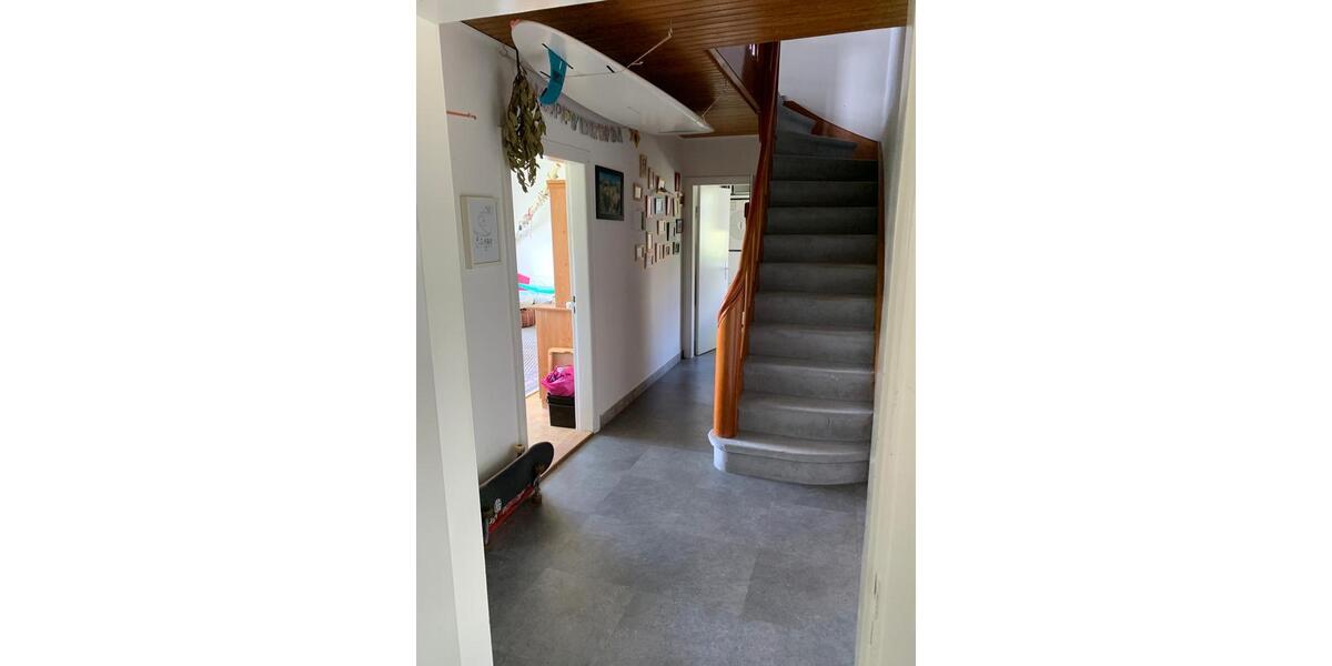 Wohnen auf Zeit Kiel - 17 Zimmer, 120 m&sup2;, 420&euro; | Angebot:24644052