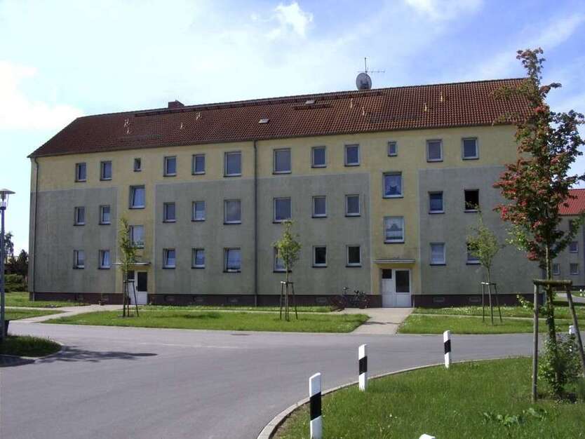 Wohnung zum Mieten in Grammendorf 162 € 31.16 m²