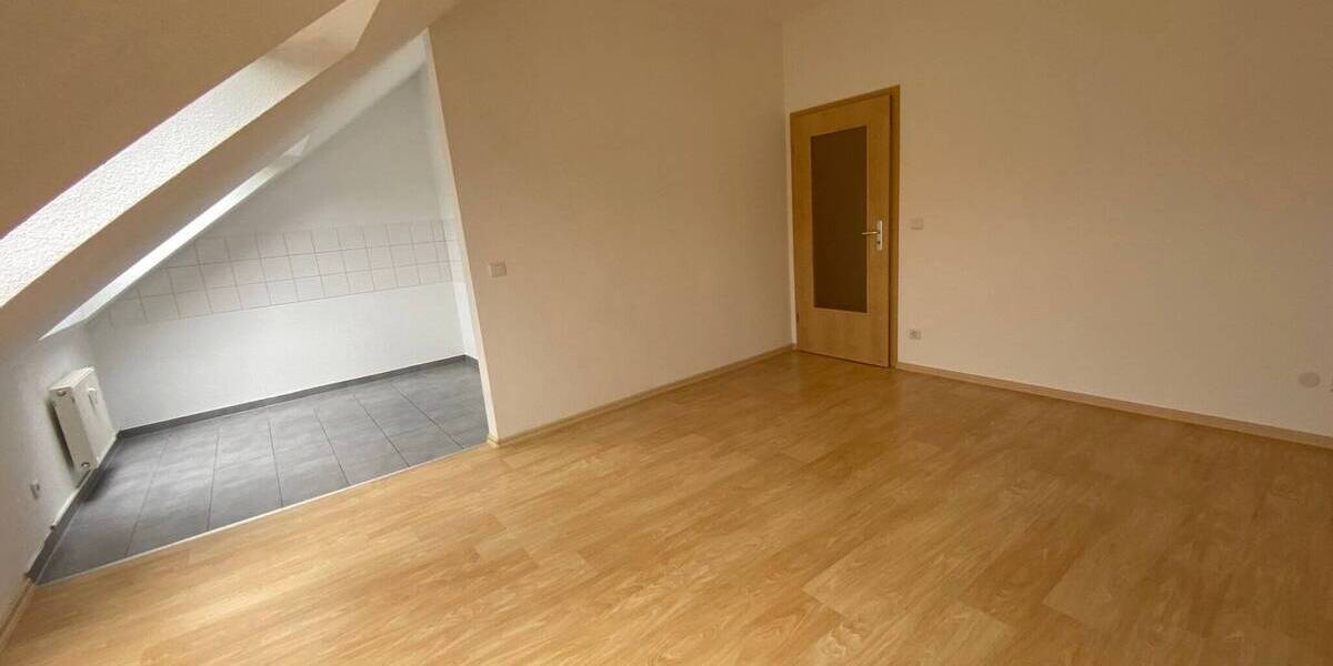 Zimmer Chemnitz Lutherviertel - 3 Zimmer, 57 m&sup2;, 327&euro; | Angebot:26320318