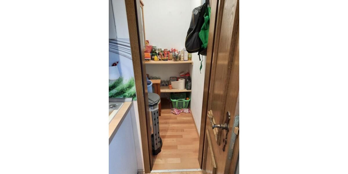 Erdgeschoßwohnung Bad Arolsen - 6 Zimmer, 140 m&sup2;, 1.600&euro; | Angebot:26648470