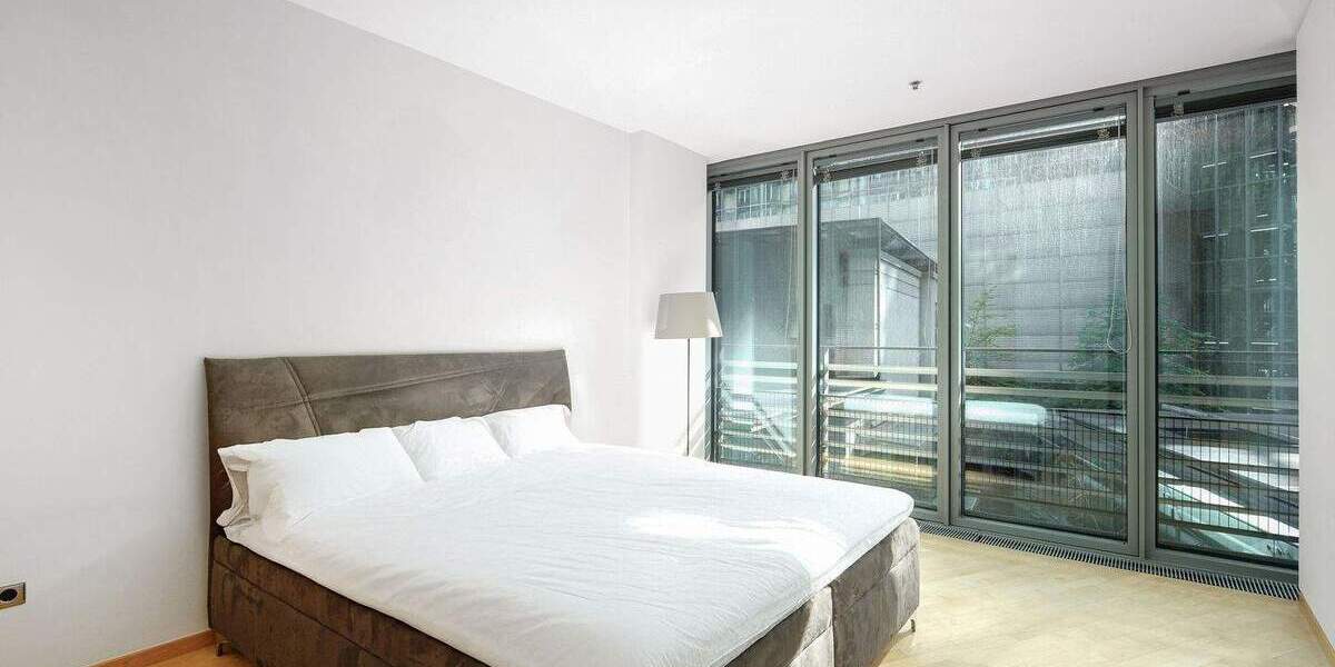 Etagenwohnung Berlin Tiergarten - 2 Zimmer, 62 m&sup2;, 1.600&euro; | Angebot:25837937
