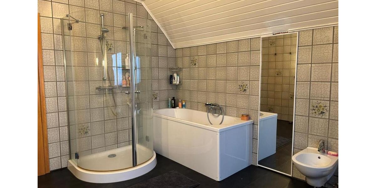 Wohnen auf Zeit Hönningen - 5 Zimmer, 50 m&sup2;, 500&euro; | Angebot:25843852