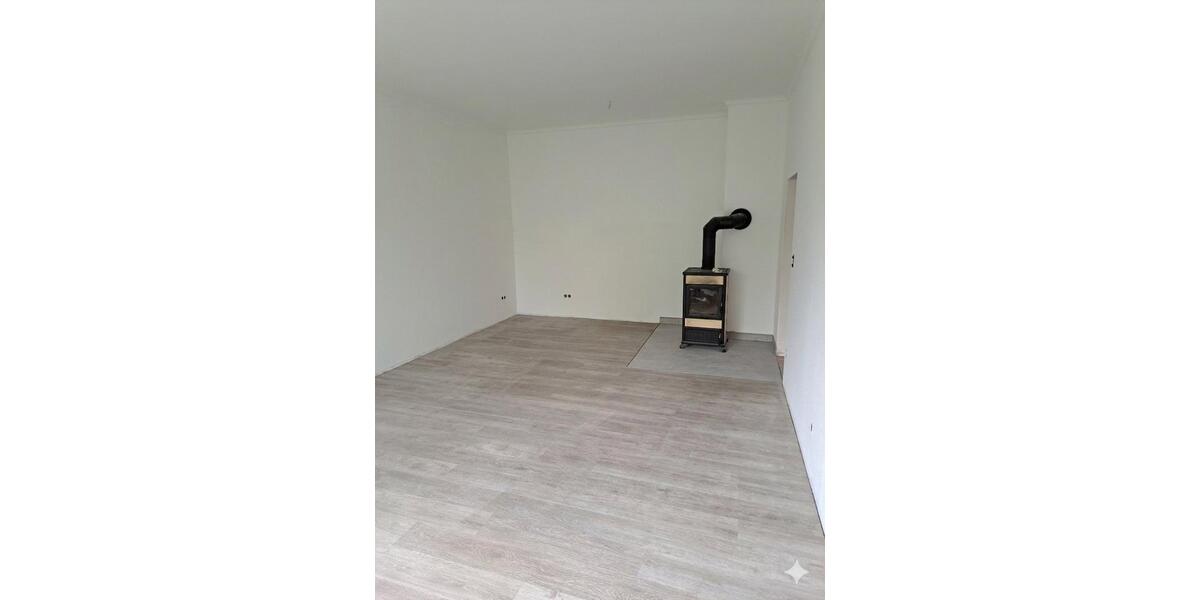 Etagenwohnung Elze - 2 Zimmer, 67 m&sup2;, 585&euro; | Angebot:26553749