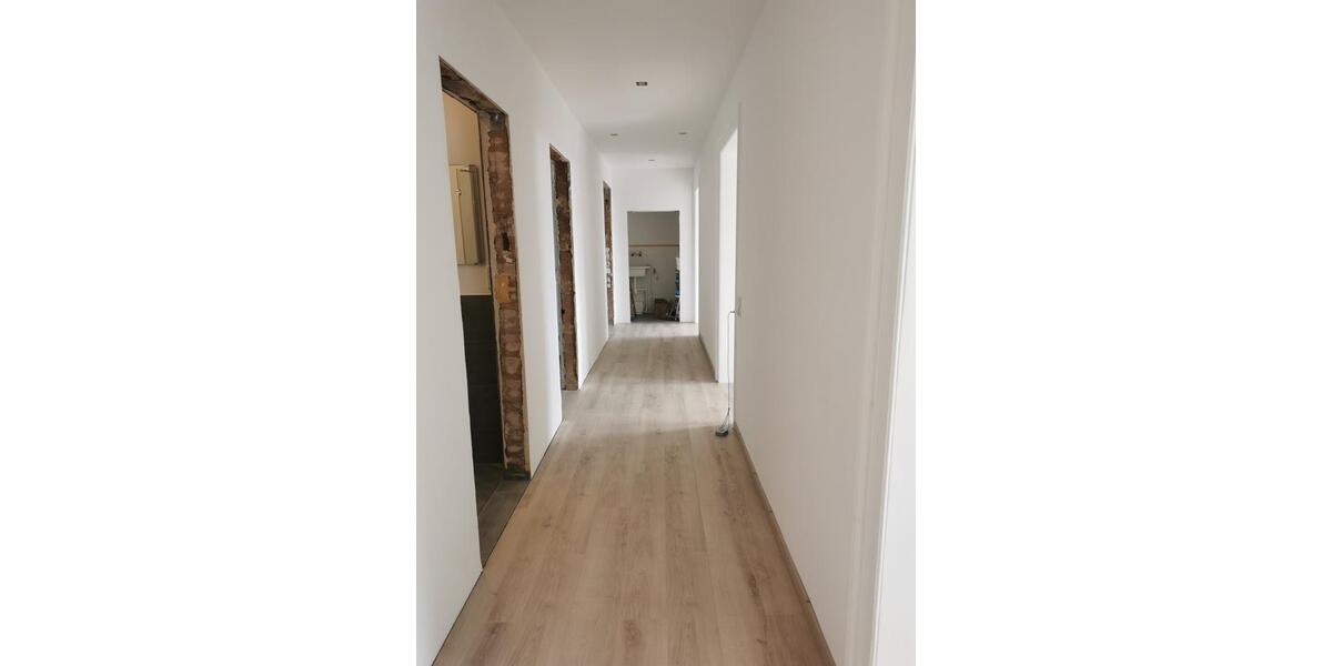 Etagenwohnung Delitzsch - 4 Zimmer, 112 m&sup2;, 1.150&euro; | Angebot:25887685