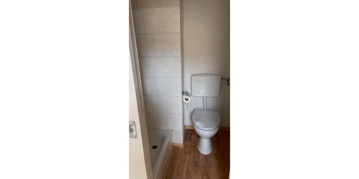 Etagenwohnung Naumburg (Saale) - 1 Zimmer, 28 m&sup2;, 370&euro; | Angebot:26454204