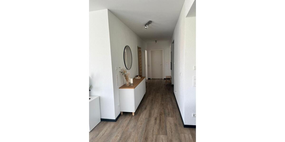 Etagenwohnung Wetter (Hessen) - 4 Zimmer, 115 m&sup2;, 1.300&euro; | Angebot:26210875