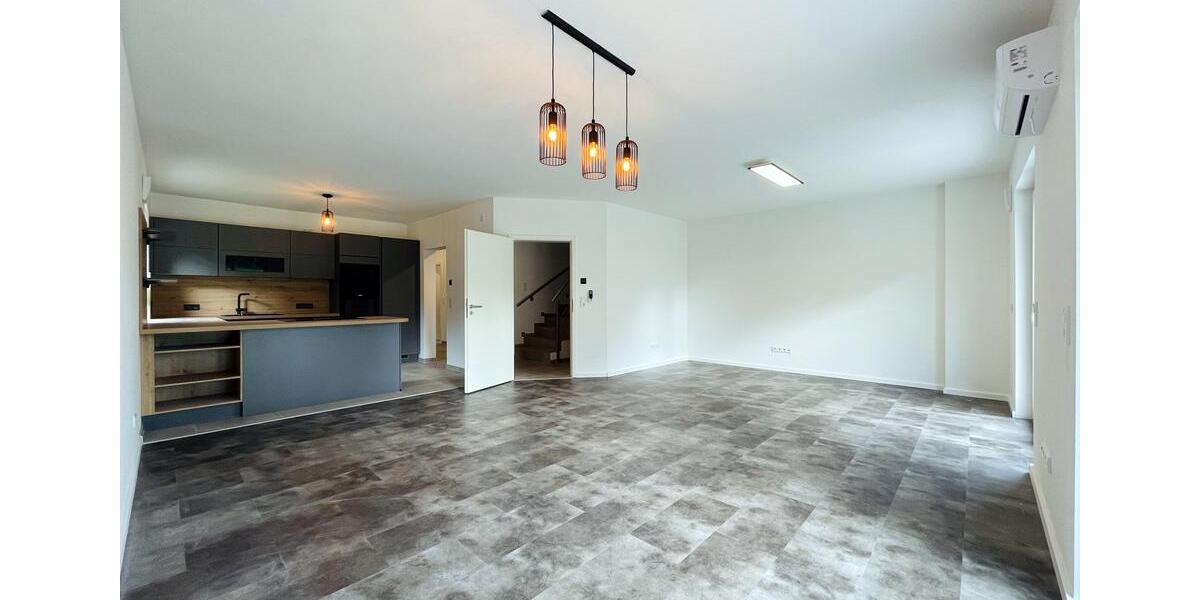 Stilvolles Neubau-Haus: Modernes Wohnen mit Traumküche und Garten 4 zimmer